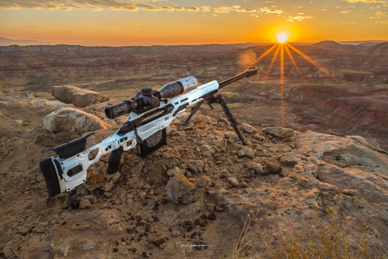 Pictures from Gudmundsen Photography. He knows exactly how to highlight the beauty of this rifle.