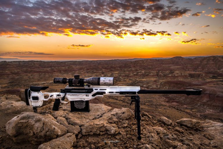 Pictures from Gudmundsen Photography. He knows exactly how to highlight the beauty of this rifle.